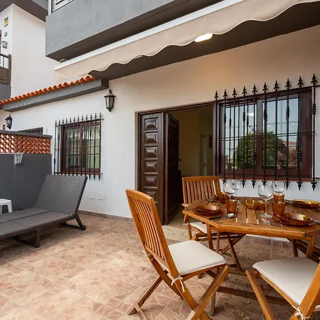 Acaymo Sunset Candelaria